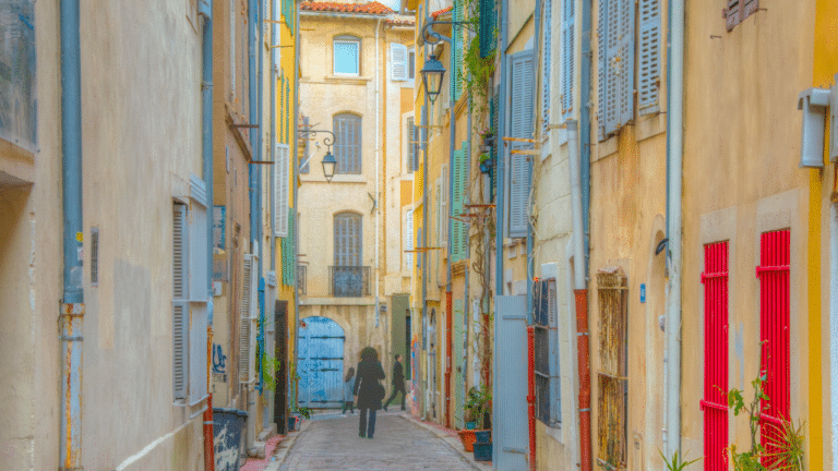 Vue panoramique du quartier Panier à Marseille