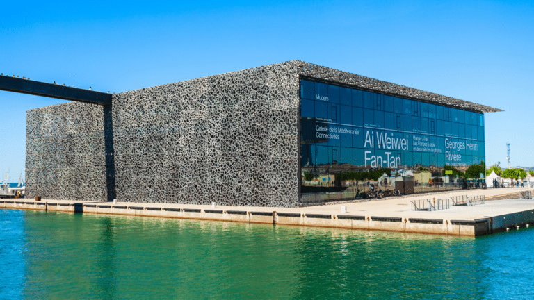 Vue panoramique du Mucem à Marseille