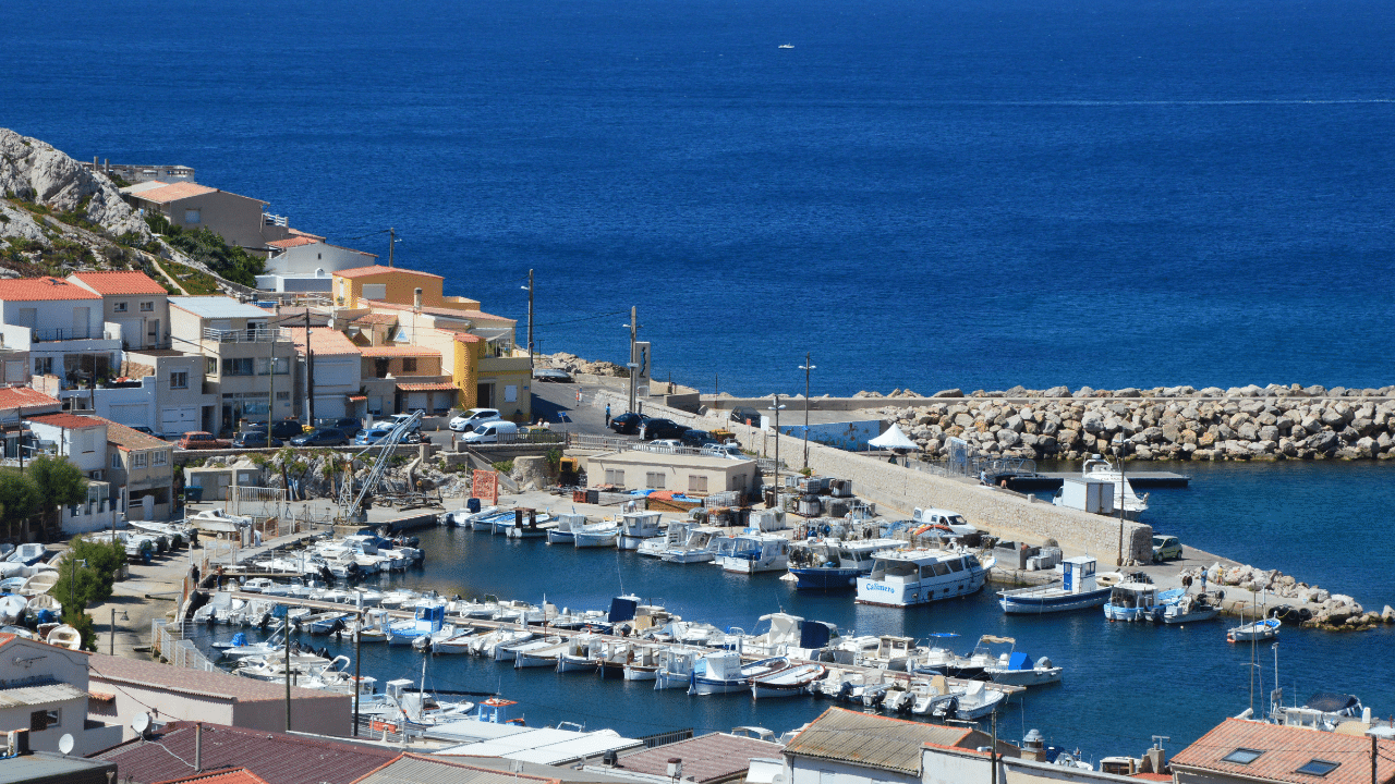Paysage magnifique des Goudes à Marseille