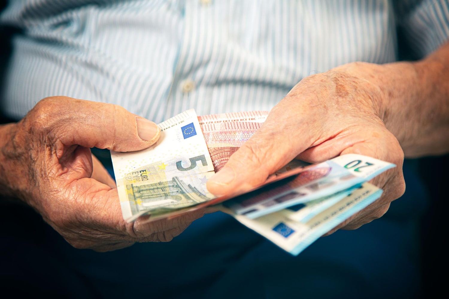 810 euros pour un senior