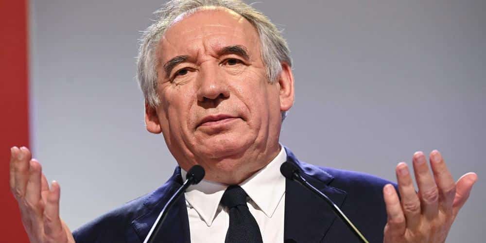 bayrou retraite