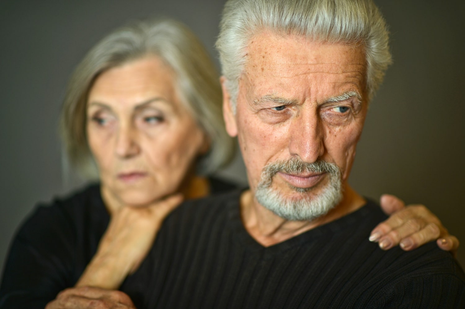 couple qui parle de la CSG