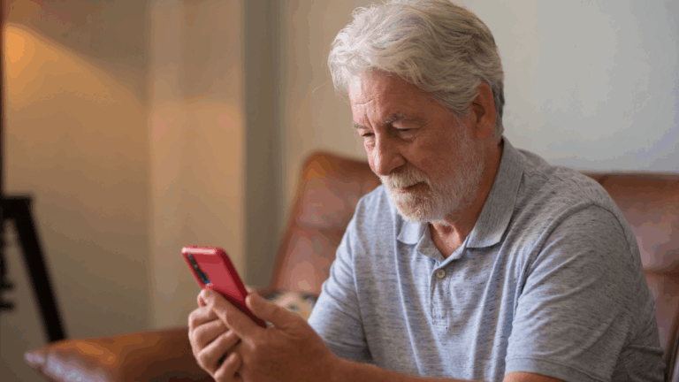 Gel des retraites, un choix risqué pour les seniors et la société