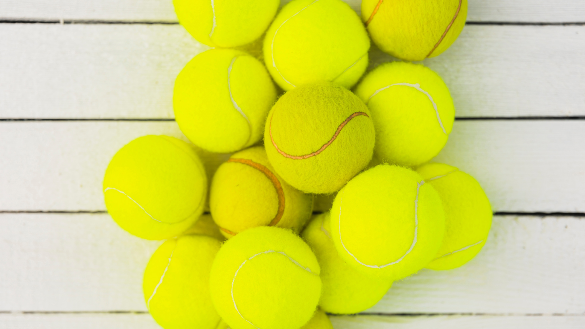 Des balles de tennis