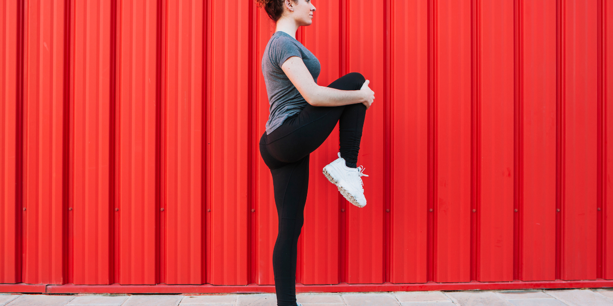 5 exercices debout pour des abdos plus visibles qu’avec le gainage