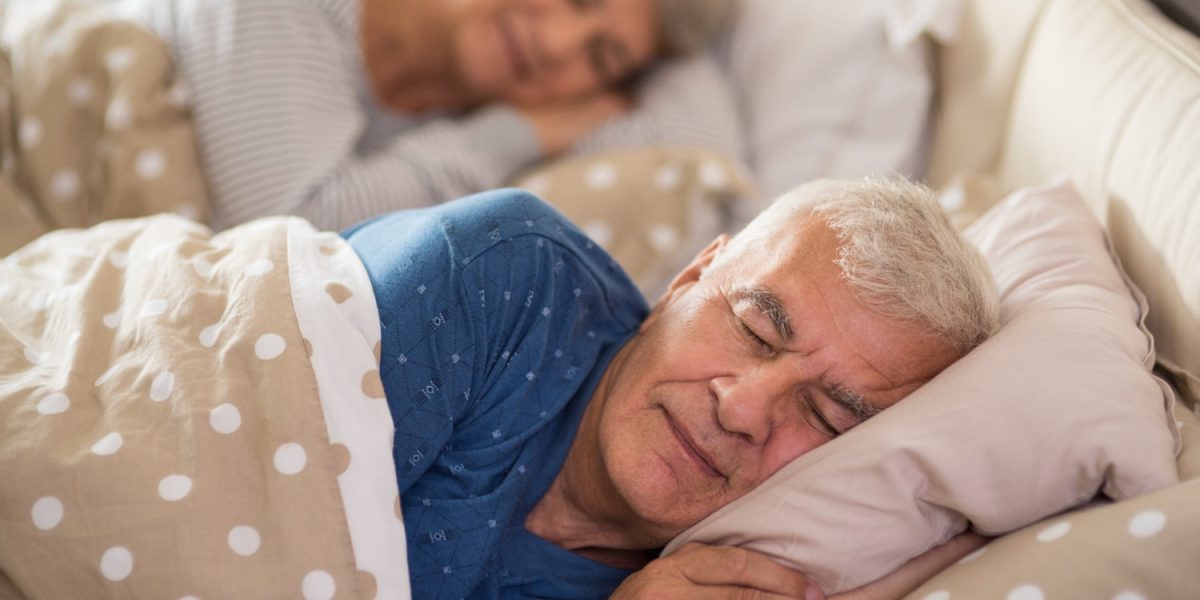 seniors qui dort