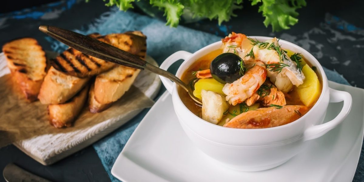 Bouillabaisse traditionnelle à Marseille