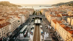 Panorama de Marseille illustrant routes et modes de transport
