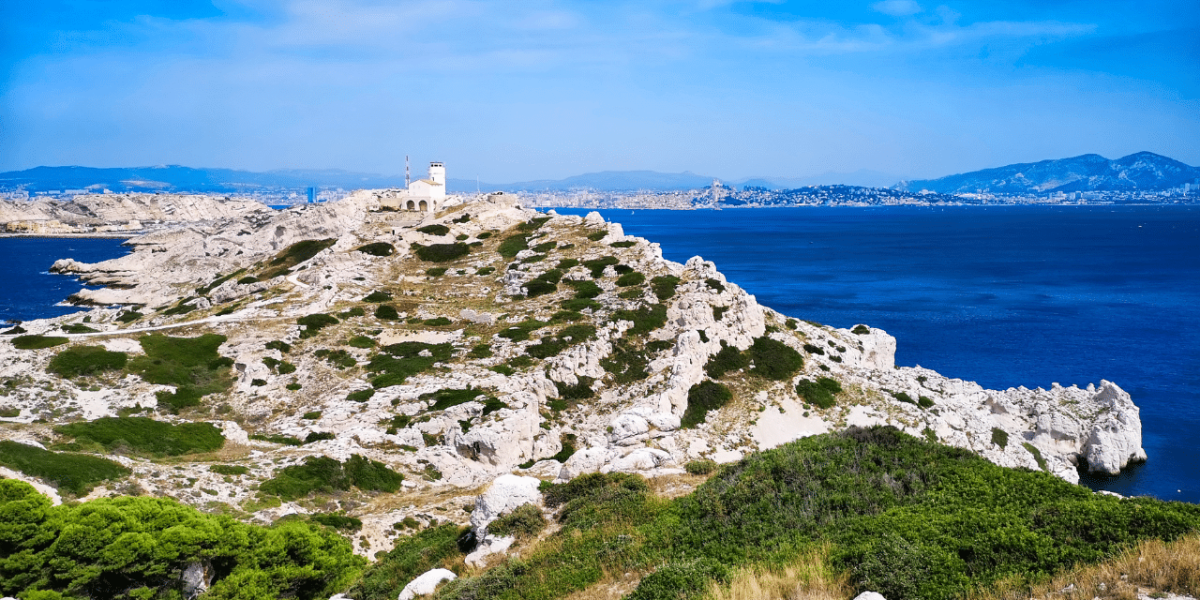 Vue panoramique des îles du Frioul à Marseille