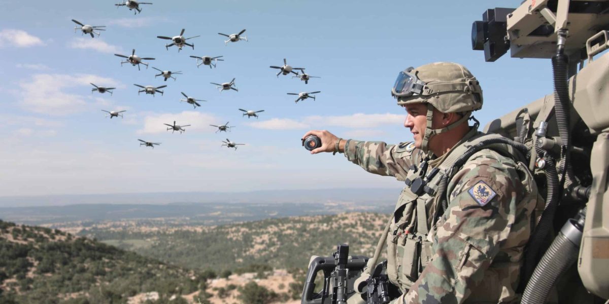 La Légion étrangère révolutionne la guerre avec ses essaims de micro-drones